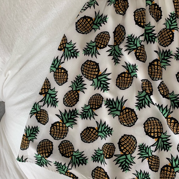 Piece Goods Pineapple Skirt + Crop Top - Picture 4 of 7